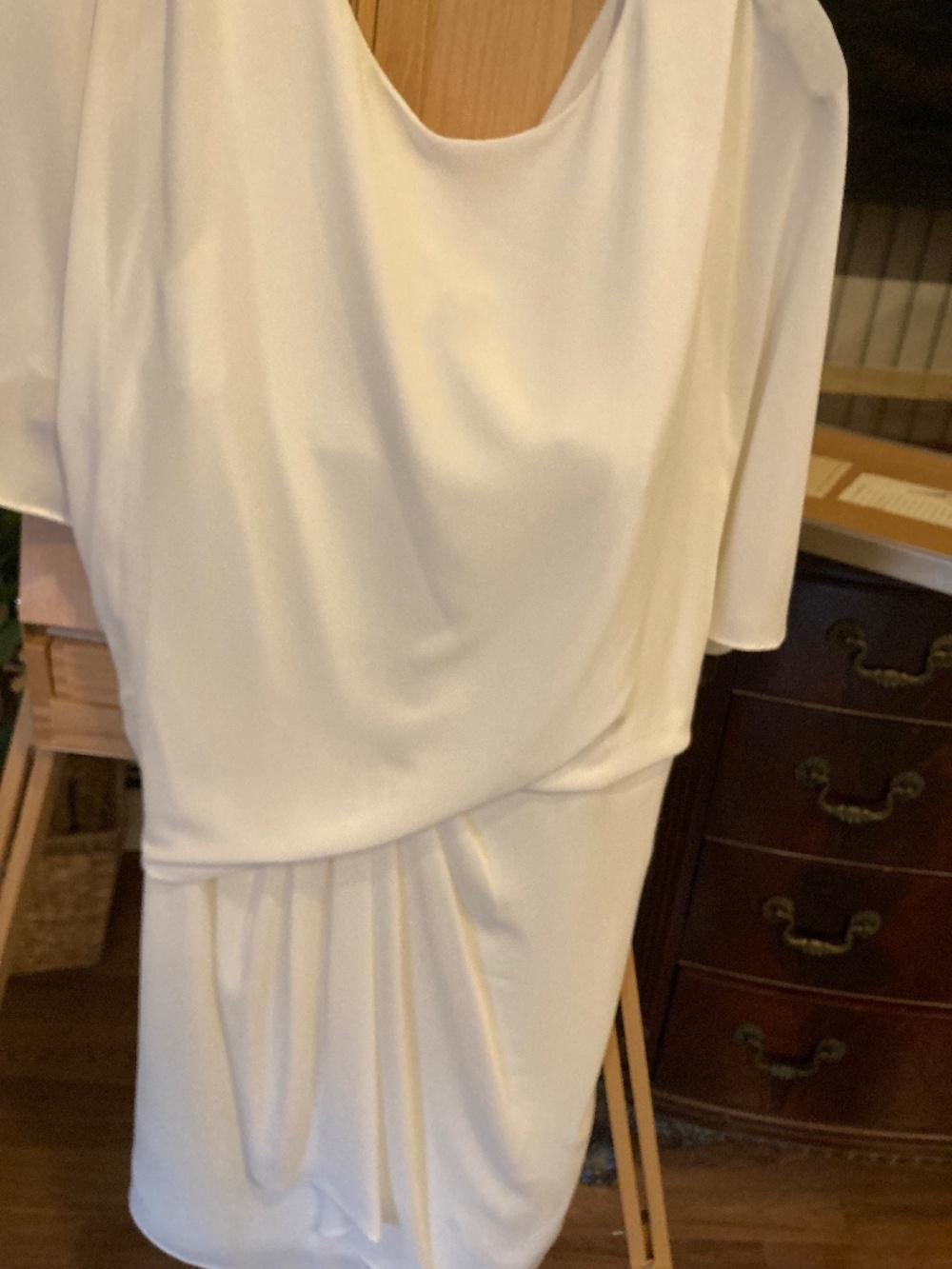 NWOT Never Worn Gorgeous Cream Colored Halston Mini Dress